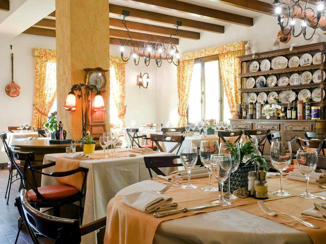 Logis Hotel- Restaurant La Renaissance Baccarat Exterior foto